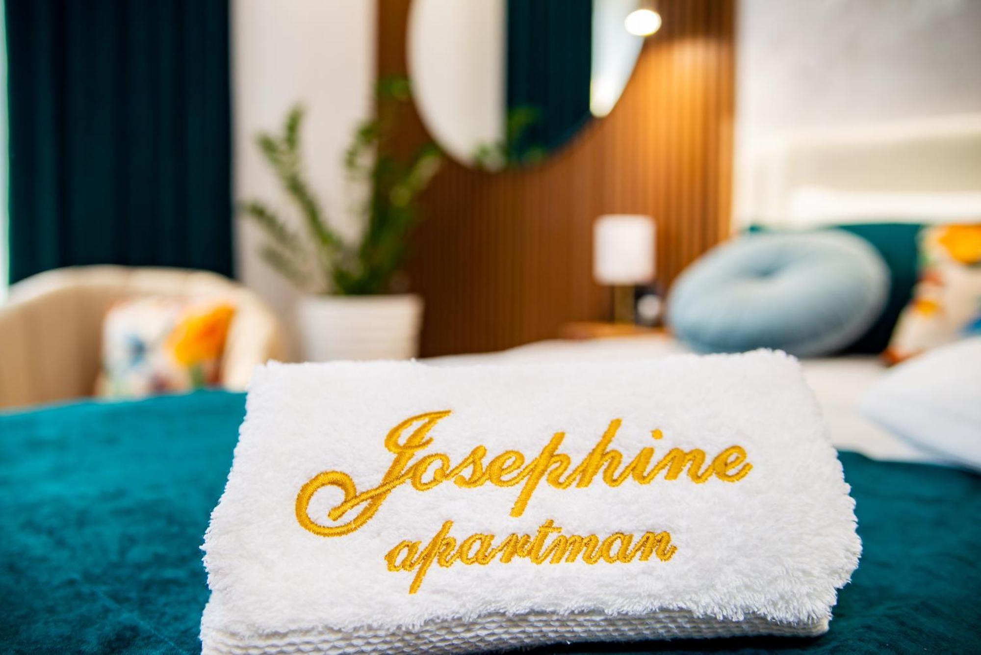 Josephine Apartment Subotica Bagian luar foto